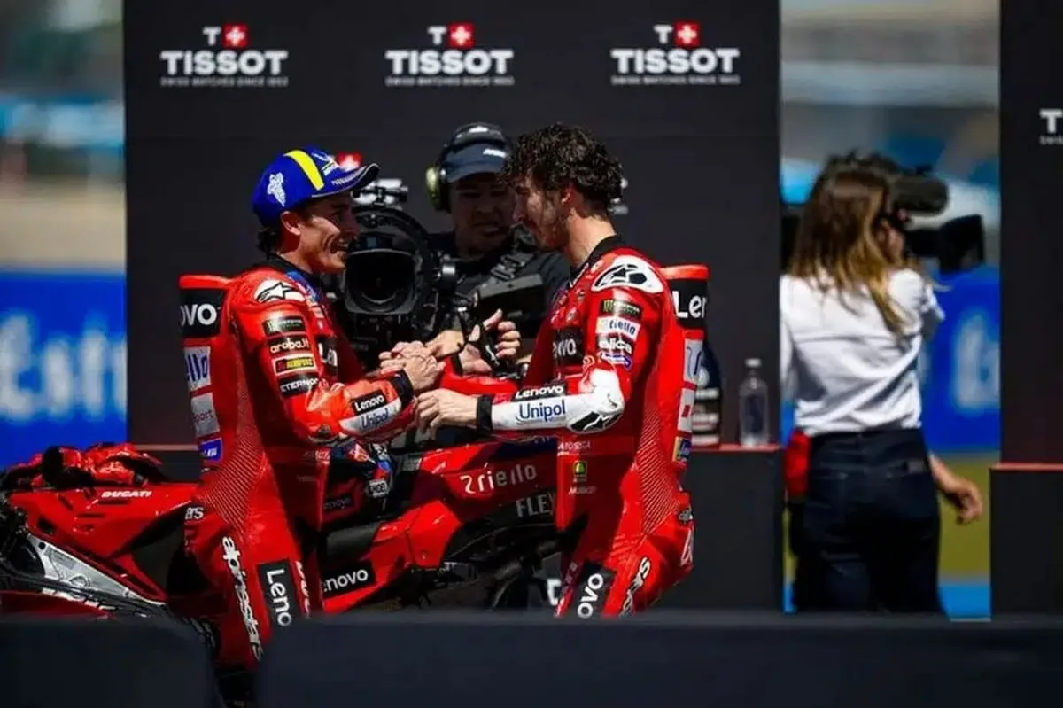 Bagnaia et Marquez chez Ducati : Réactions et Championnat MotoGP 2025
