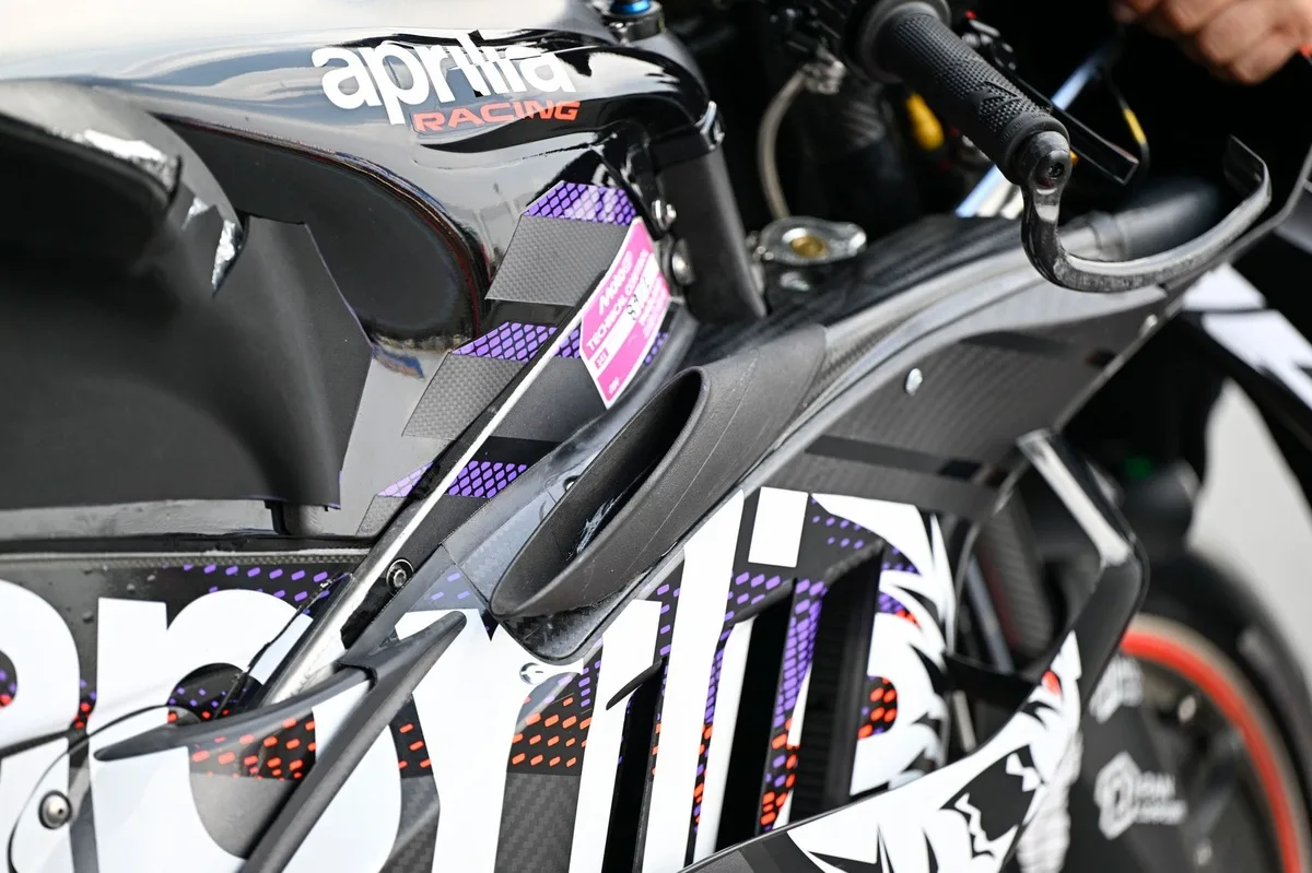 F-Duct Aprilia MotoGP : L'innovation Aérodynamique qui Fait Sensation