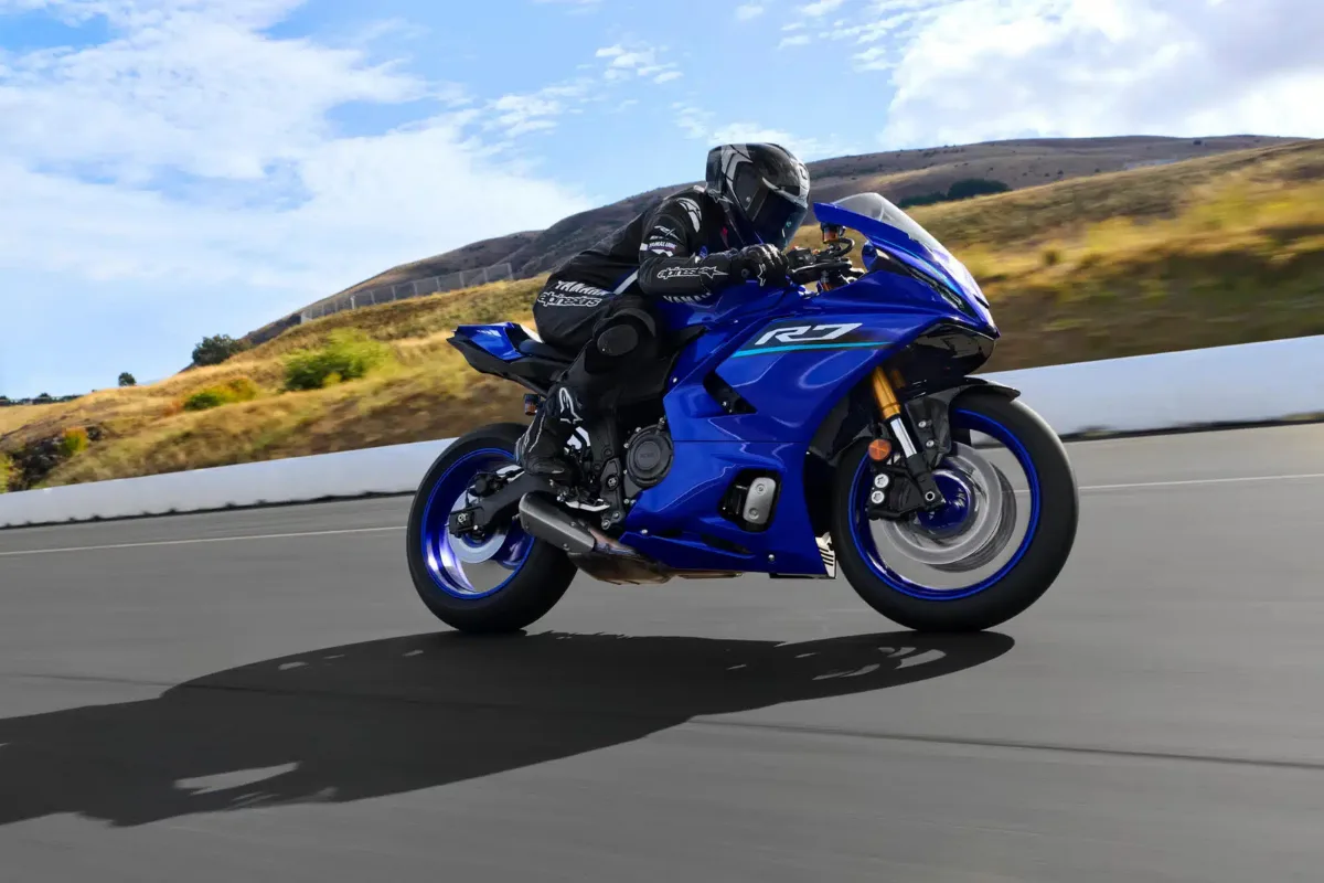 Yamaha R7 2026 : La moto sportive accessible et formatrice