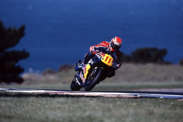 Simon Crafar MotoGP : accident 2009, dépression et rôle commissaire