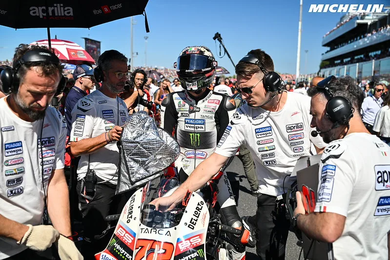MotoGP 2026 : Marquez leader, Bezzecchi craque, Aprilia rate son titre
